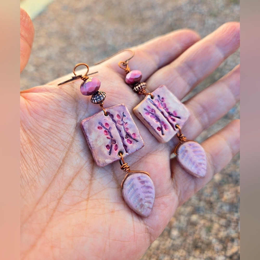 Handcrafted Romantic Rustic Pink Flowers In Clay & Glass In Copper Earrings - Picture 8 of 10